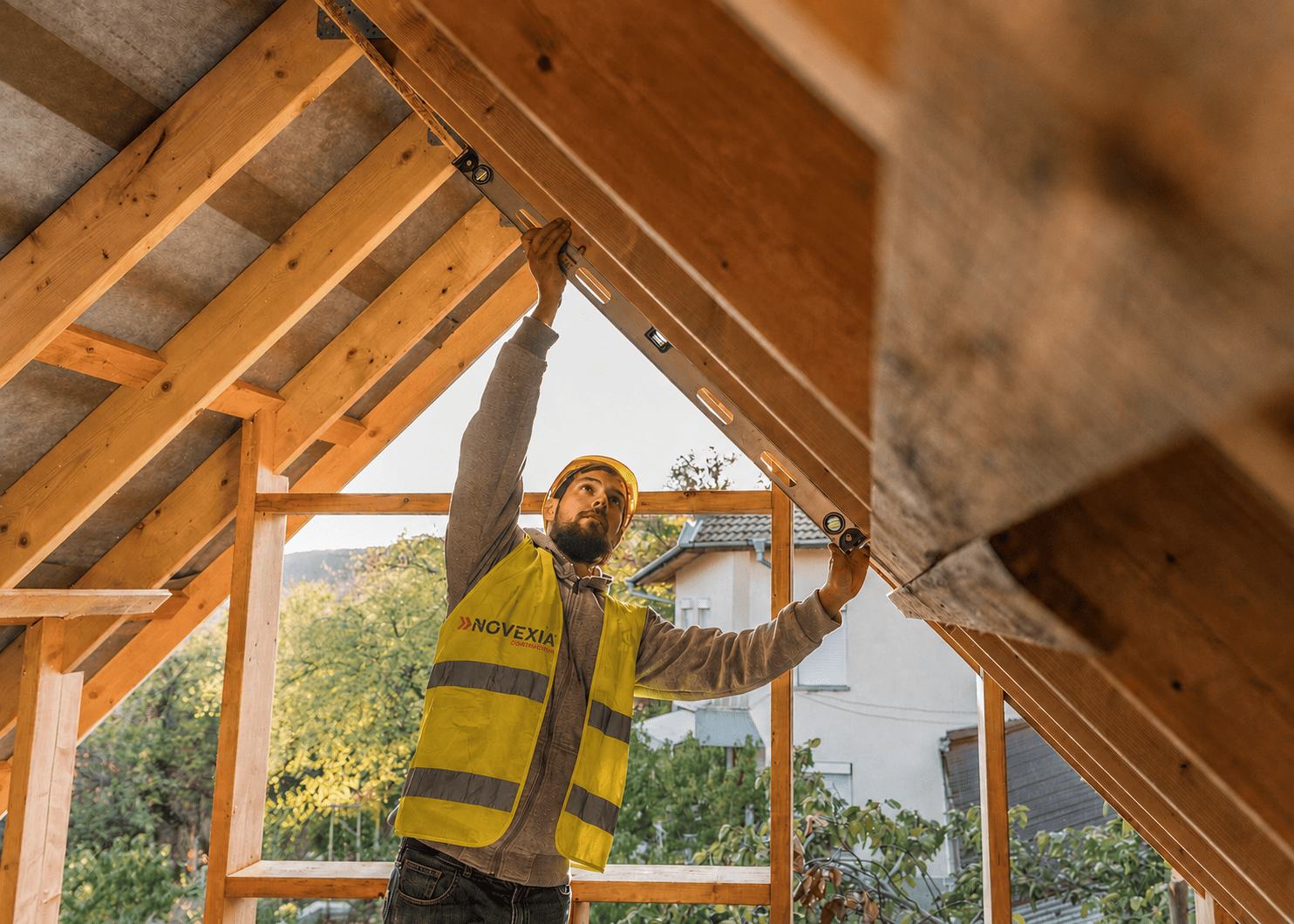 Estrutura de cobertura em madeira Novexia Construction em todo Portugal